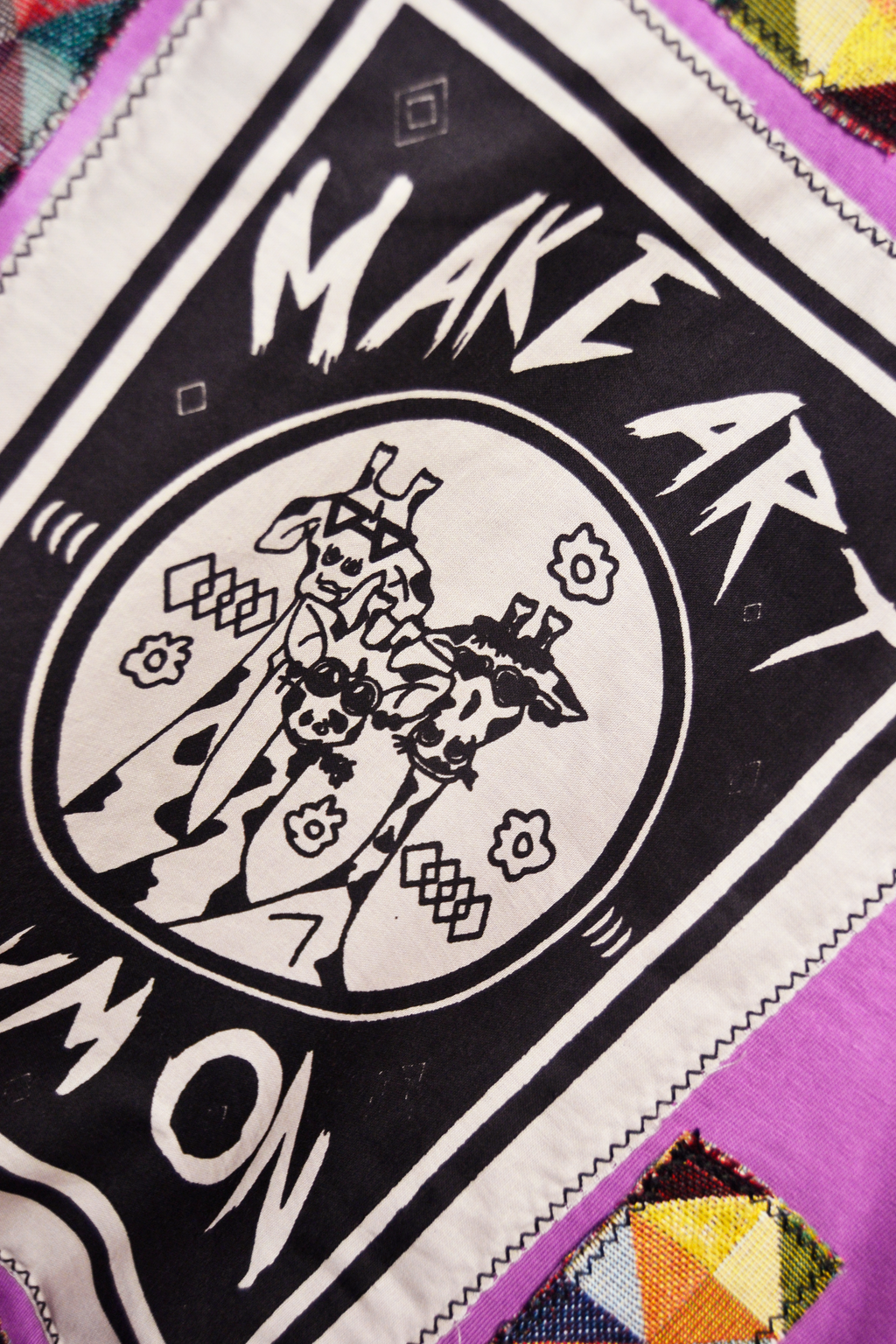 Camiseta MAKE ART