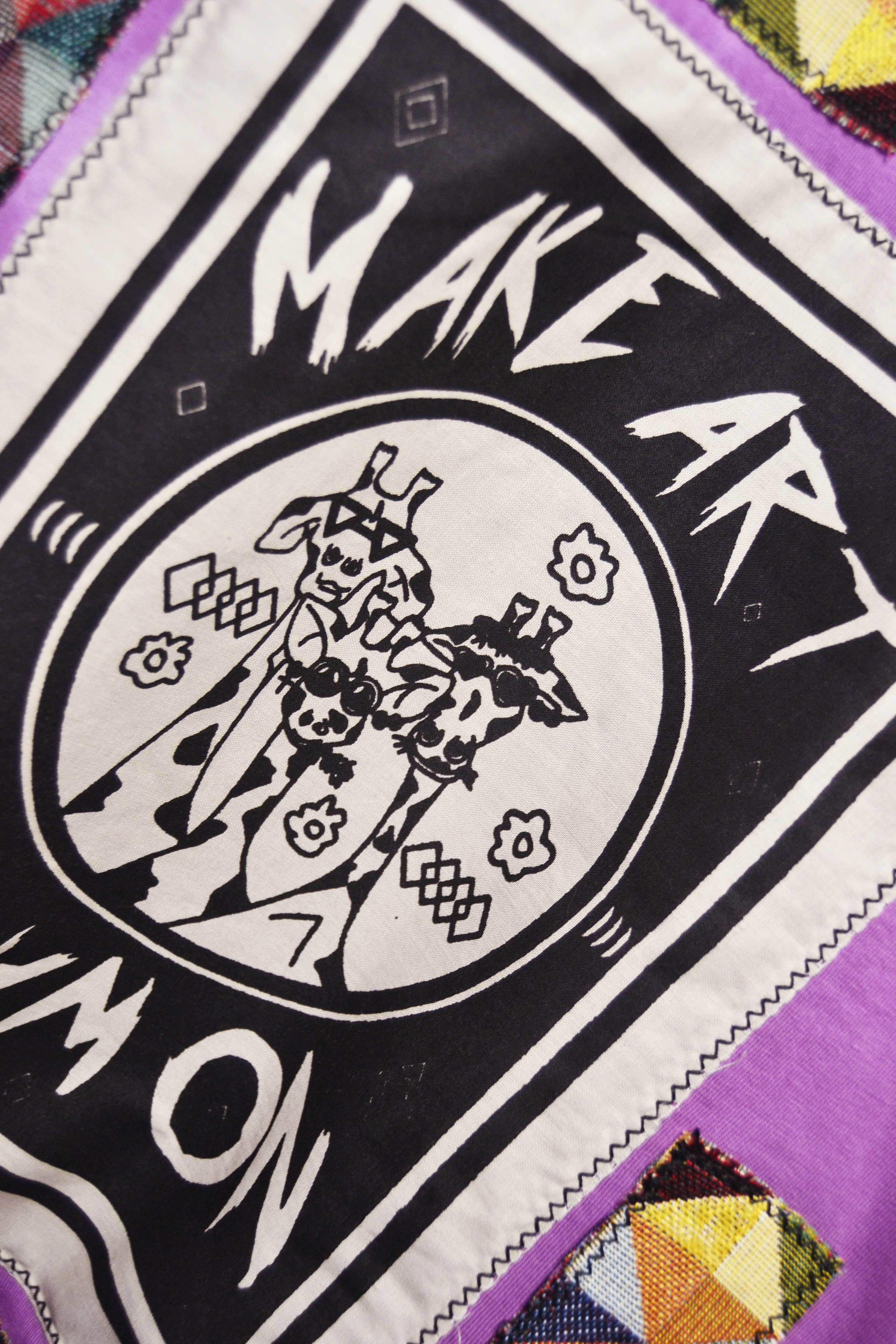 Camiseta MAKE ART