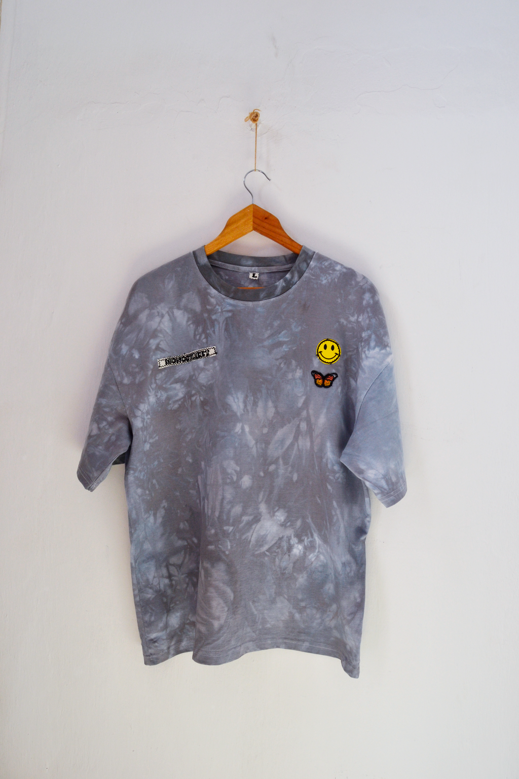 Camiseta NEED MONEY